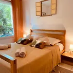 Apartament Chez Louis De *