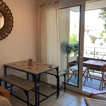 Chez Louis De * Uzès